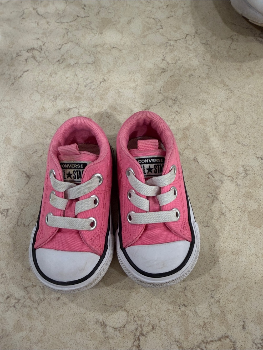 Converse Kids Pink Low-Top Canvas Sneakers